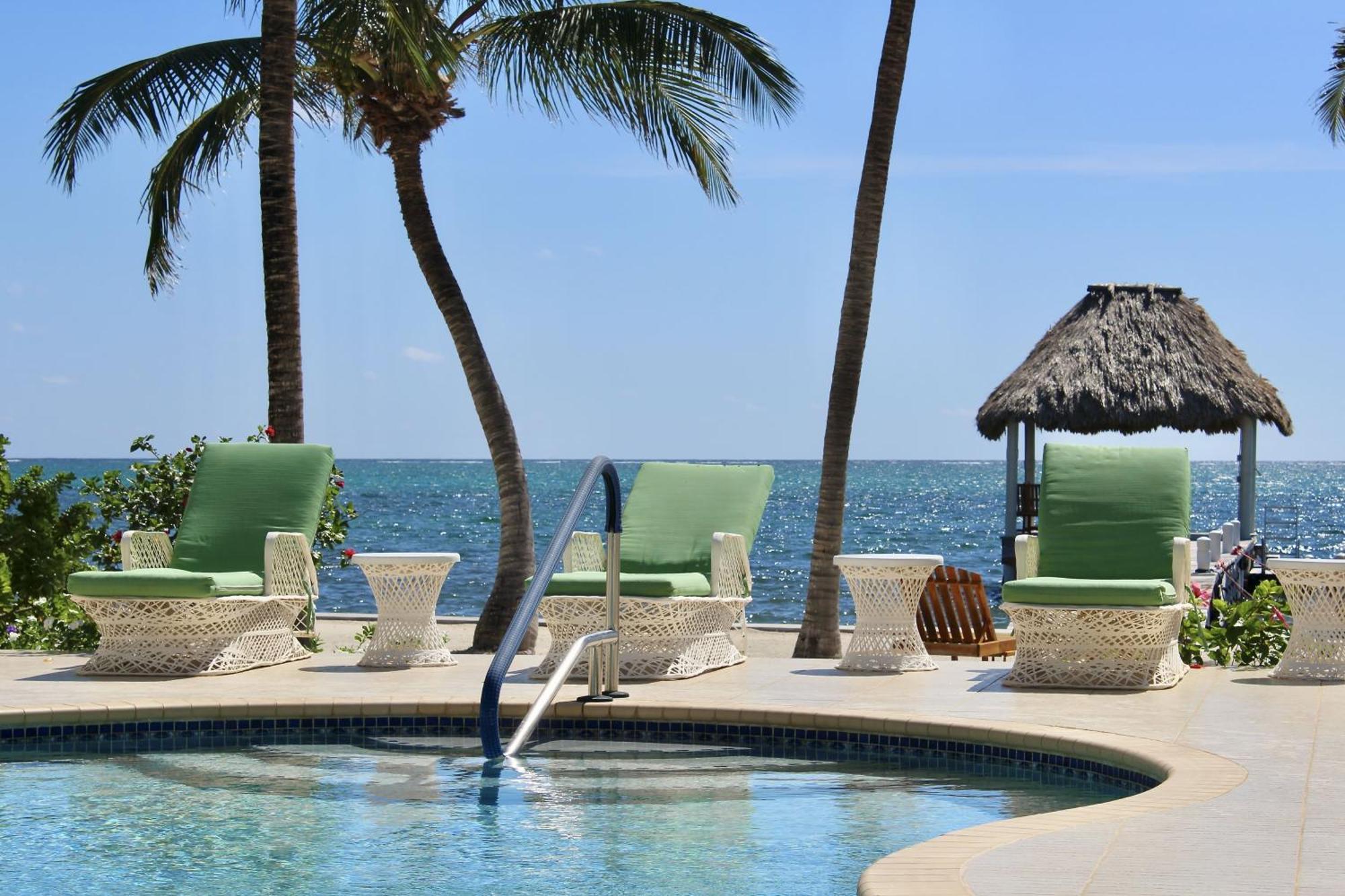Tara Del Sol Resort San Pedro  Exterior foto